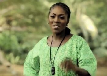 Tiwa SavageSlide