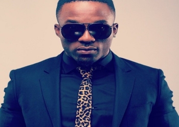 Iyanya Suit2