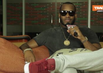 The Seat with Lynxxx