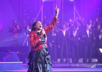 sinach tooXclusive.com