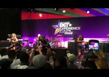 downloadvideo tiwa savage c e o dancers thrill at 2014 bet experience