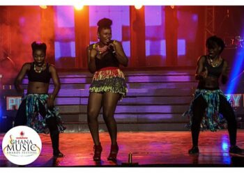 Yemi Alade at VGMAs