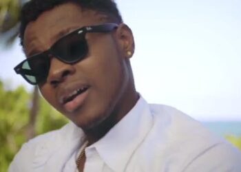 KISS DANIEL Laye capture image