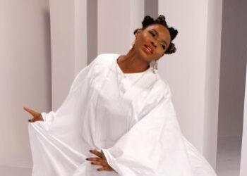 Yemi Alade Na Gode B T S 4