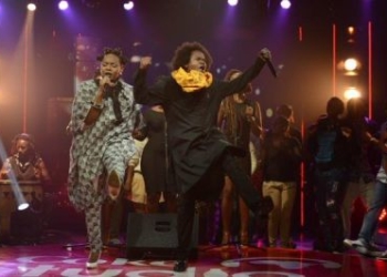 Yemi Alade and Jua Cali Perrforming Mama Africa