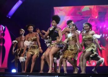 Yemi Alade Performing at the AMVCA2016