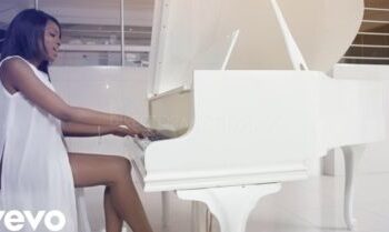 Seyi Shay Air Brush