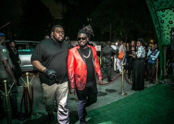 1.1 T Pain entering the Heineken Experience Tunnl