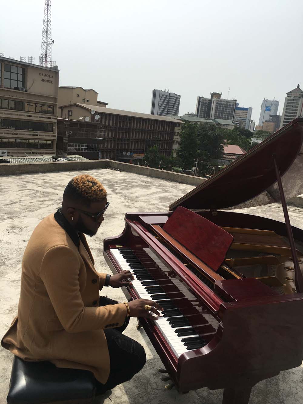skales give me love