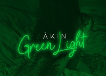 AKIN GREEN LIGHT Flyer
