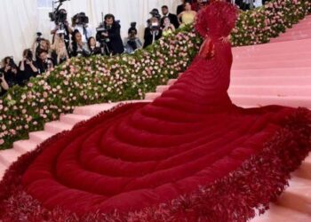 Watch Moment Cardi B's Outfit Caused Drama At The Met Gala 2019 5 20190507 080828