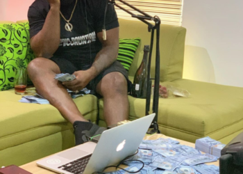 Harrysong - "Audio Donation" (Corona)