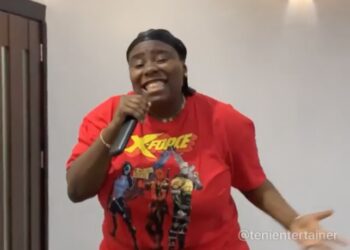 Teni – "Isolate" ft. DJ Neptune