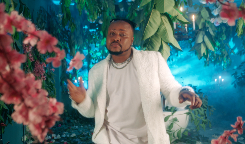  ICent – “Hello” 