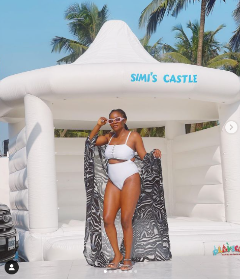 Simi Shows Off Her New Castle || See Photos 1