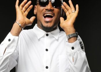 2Baba Wiki Photoshoot