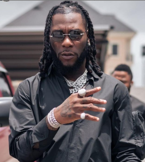 Burna Boy Goes
Ahead Of Wizkid,
Becomes The First
African To Sell Out
An Arena In
Amsterdam