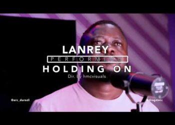 Holding on img