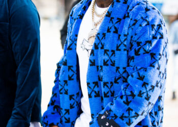 PARIS, FRANCE - JANUARY 15: Rapper Pop Smoke, wearing a blue Off-White coat, is seen outside the Off-White show during the Paris Fashion Week - Menswear F/W 2020-2021 on January 15, 2020 in Paris, France. (Photo by Claudio Lavenia/Getty Images)