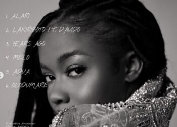 Liya Lakiroboto Lyrics