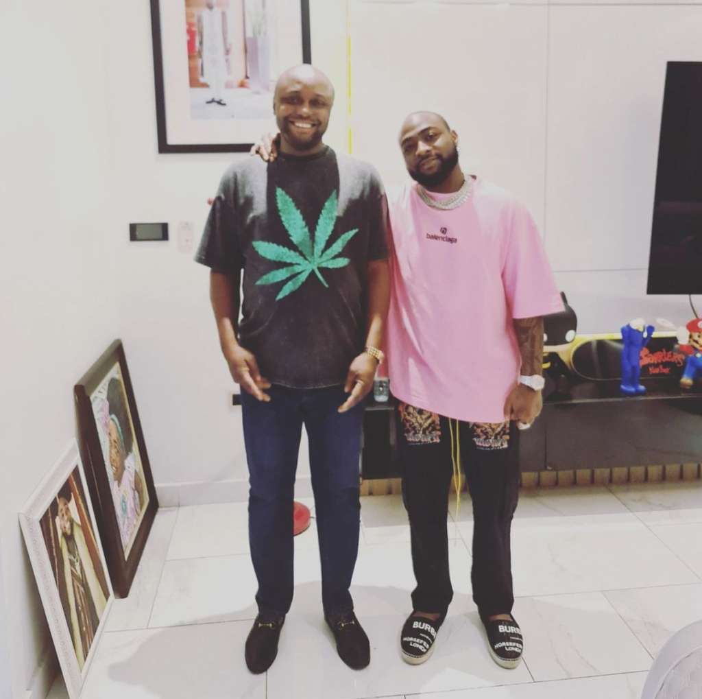 Isreal Appreciates DMW Crew, Cubana
Chiefpriest & Nigerians For Begging Davido