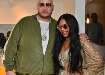 MIAMI, FL - FEBRUARY 22:  Fat Joe and Ashanti backstage at James L Knight Center on February 22, 2018 in Miami, Florida.  (Photo by Johnny Louis/Getty Images)