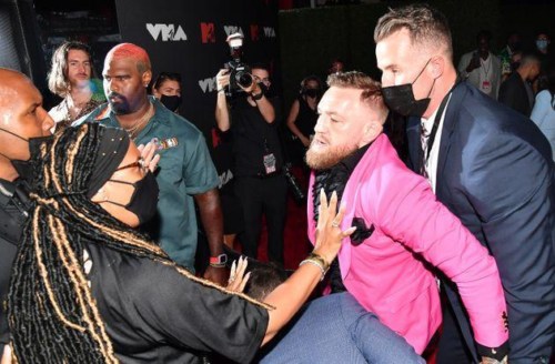 MTV VMAs 2021: Machine Gun Kelly And
Conor McGregor Engage In Brawl Last Night
|| See Videos