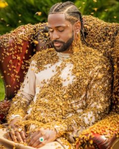 Big Sean Stirs Controversy After Sharing Photos Of Himself Covered In 65,000 Bees 2