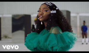 Simi Woman Video
