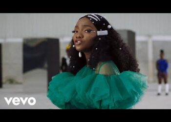 Simi Woman Video