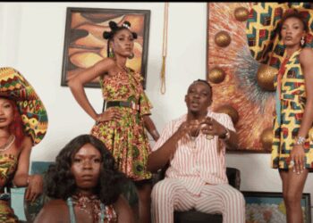 Video Mr. Purplemusik - African Girls ft. Kelvynboy 3 AG 1