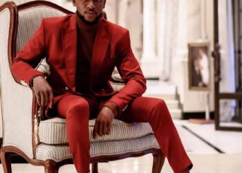She Said YES BBNaija Omashola Proposes To His Girlfriend KOKOBRIDES