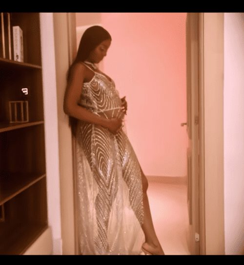 width=673