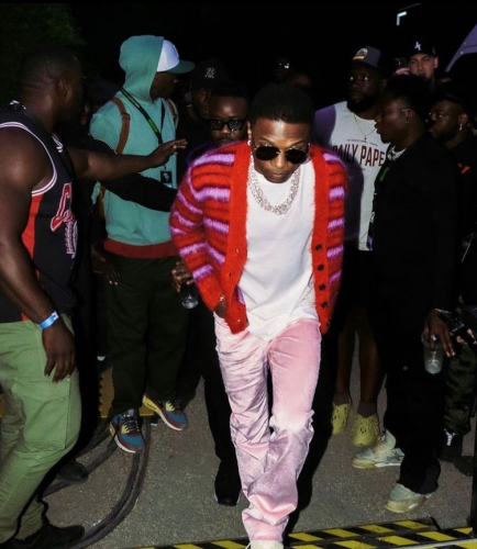 Wizkid Media on X: Moments When Wizkid Threw The Louis Vuitton Jacket At  Rolling Loud Crowd Cost $10,500 Now On 10% Off Big Wiz Best In Doing It  🔥❤️🦅  / X