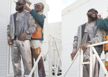 Davido Returns To Social Media With Loved-Up Photos With Chioma In Qatar
