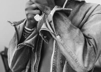 "Make Sure You And Your Family Don Chop This year" - Wizkid Advices