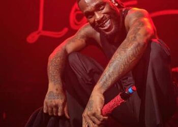 "Army Woman Don Enter My Eyes" - Burna Boy Cries For Help