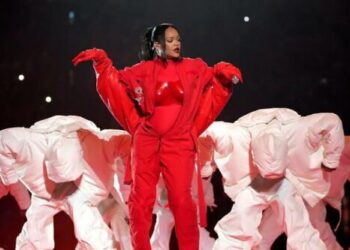Rihanna 3