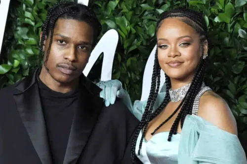 rihanna 1 2000 09e290ef56c5456db91af266f3b5ec9a