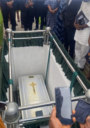 Emotional Farewell: Onyeka Onwenu Buried in Lagos (PHOTOS) 5 Onyeka Onwenu buried