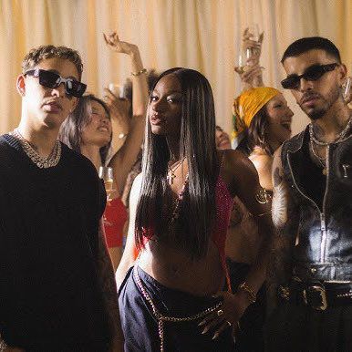 Ayra Starr, Rvssian & Rauw Alejandro - Santa