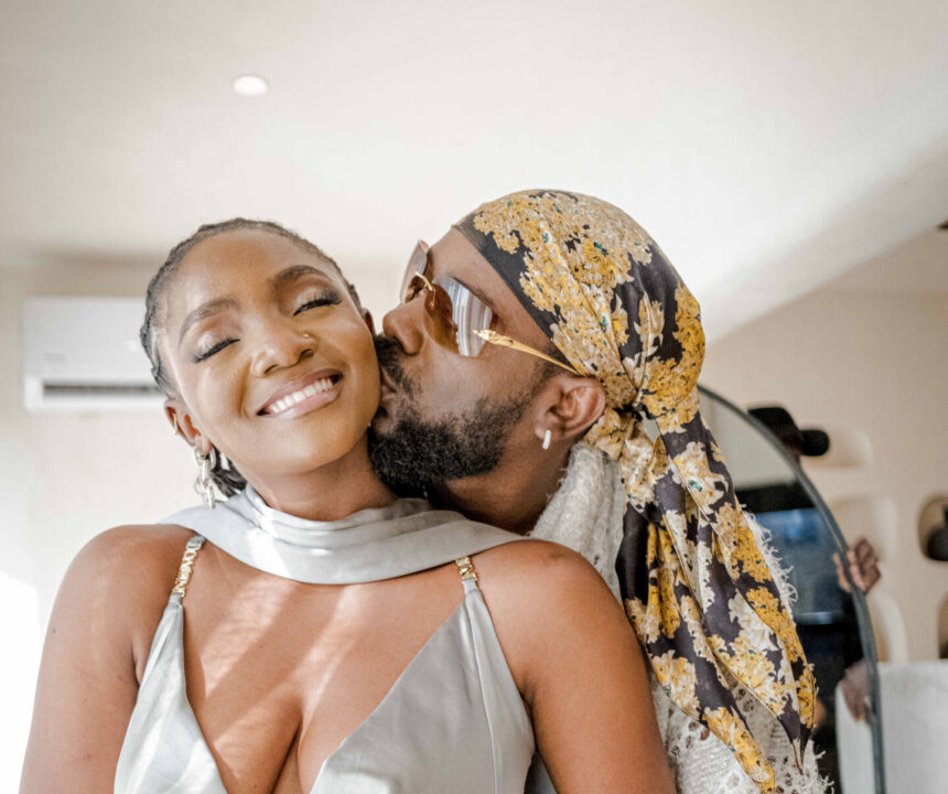 Adekunle Gold & Simi Spotted at Maroon 5 Concert — Couple Goals in Real Time 1 Adekunle Gold & Simi