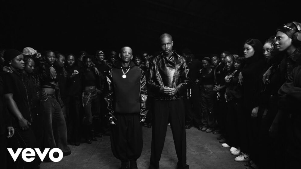 Ladipoe & Maglera Doe Boy - Motho Waka