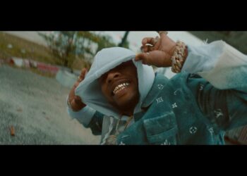 Tory Lanez - WHO? (Official Music Video) 1 Tory Lanez - WHO? (Official Music Video)
